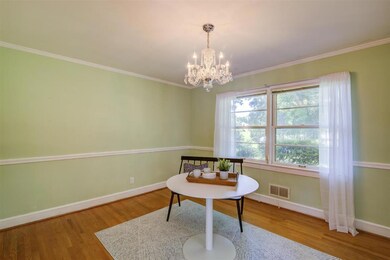 06-06 2360 Kipling St SW