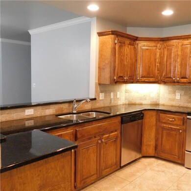 2303 Crooked Oak Ct, Shawnee, OK 74804 - photo 6