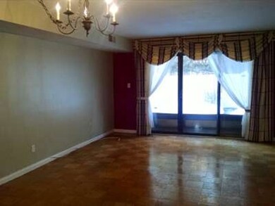 403 Windsor Dr unit 403, Framingham, MA 01701 - photo 6