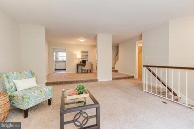 7703 Gromwell Ct, Springfield, VA 22152 - photo 3