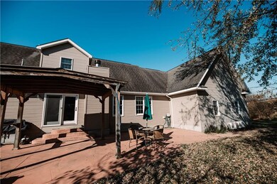 346 Yellowcreek St, Homer City, PA 15748 - photo 3