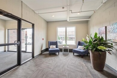 200 3rd Ave SW unit 203, Cedar Rapids, IA 52404 - photo 2