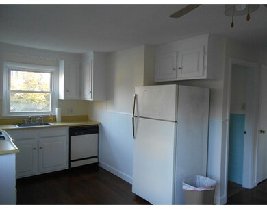 34 Ottawa St, Lowell, MA 01850 - photo 2