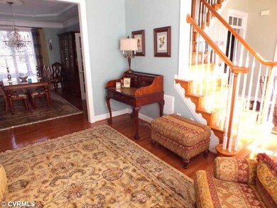 Foyer - Oak Stairs,oak rails, white spindles,  har