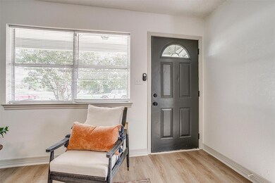 506 E Willingham St, Cleburne, TX 76031 - photo 7