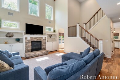 Great Room w/Fireplace