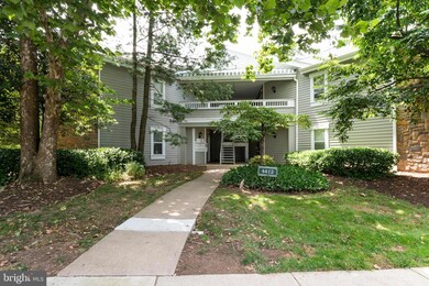 4412 Helmsford Ln unit 101, Fairfax, VA 22033 - photo 3