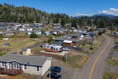 55 N Yodel Ln, Otis, OR 97368 - photo 3