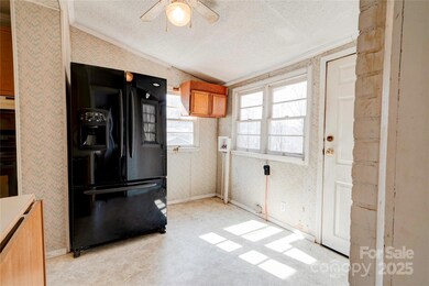 636 Hillcrest Dr, Shelby, NC 28150 - photo 6