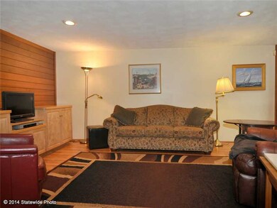 8 Hazel Point Rd, Smithfield, RI 02917 - photo 2