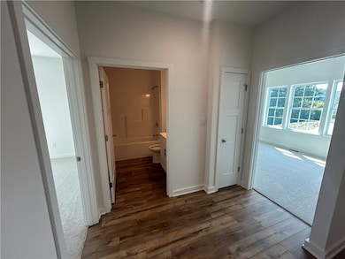 231 Lola Ct, McKees Rocks, PA 15136 - photo 3