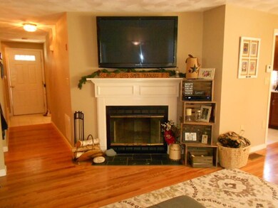 2 Tulip Cir unit 2, Haverhill, MA 01830 - photo 5