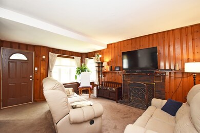 16 Waucantuck Rd, Worcester, MA 01606 - photo 2