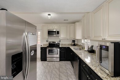 6832 Littlewood Ct, Sykesville, MD 21784 - photo 6