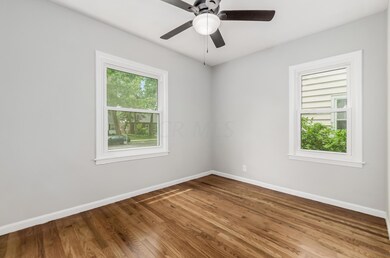 572 E Royal Forest Blvd, Columbus, OH 43214 - photo 7