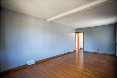 1260 Cascade Rd, Monaca, PA 15061 - photo 2