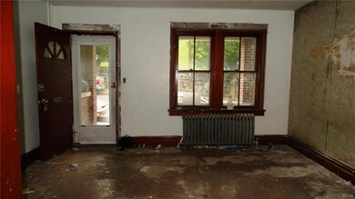15 x 12 Living Room