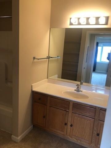 1711 Dekalb Ave unit G, Sycamore, IL 60178 - photo 6