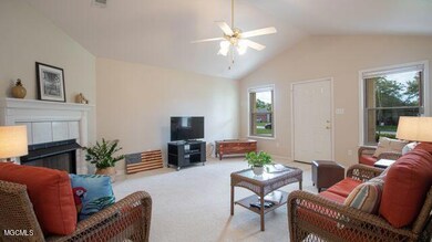 1928 Tyler St-104
