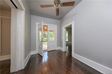 322 W Bell St, Statesville, NC 28677 - photo 2