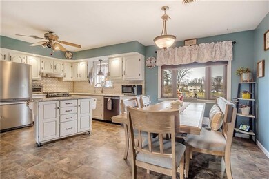 1279 Saddle Dr, Nazareth, PA 18064 - photo 5