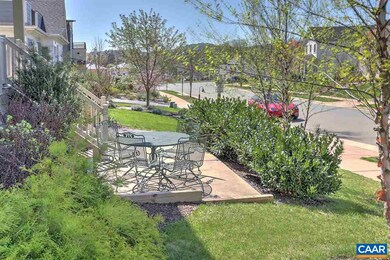 933 Lochlyn Hill Ln, Charlottesville, VA 22901 - photo 5