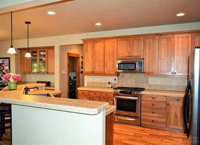 60811 Taralon Place, Bend, OR 97702 - photo 3