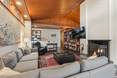 886 Walter Ct, Tallmadge, OH 44278 - photo 7