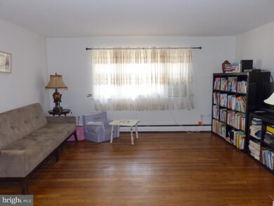 44 E 7th St, Lansdale, PA 19446 - photo 3