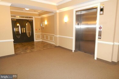 9710 Handerson Place unit 407, Manassas Park, VA 20111 - photo 3