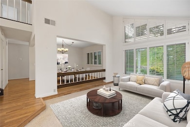 Spacious living room with lots of natural light.
Note: This room is virtually staged.