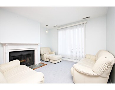 160 Quincy Shore Dr unit 114, Quincy, MA 02171 - photo 2