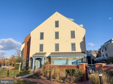 928 Slaters Ln, Alexandria, VA 22314 - photo 3