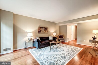 5429 Richenbacher Ave, Alexandria, VA 22304 - photo 6