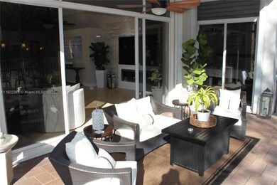 2524 Bay Pointe Ct, Weston, FL 33327 - photo 6