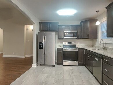 1489 Coronado Dr, Clarksville, TN 37042 - photo 5