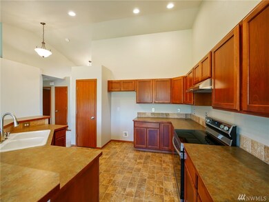 445 Stadium Loop, Napavine, WA 98532 - photo 6