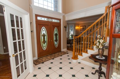 19 Wildflower Ct, Manalapan, NJ 07726 - photo 6