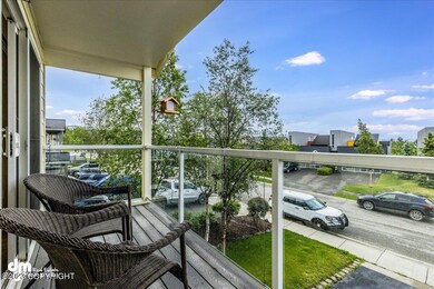 20-Exterior Front Deck-DW-5679