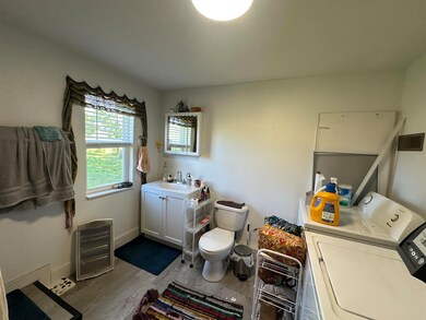 Bathroom/Utility