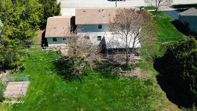 529 Skyline Dr, Algonquin, IL 60102 - photo 2