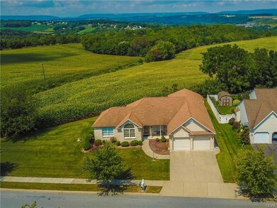 5529 Summit St, Whitehall, PA 18052 - photo 4