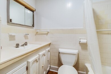 1219 Scott St-10