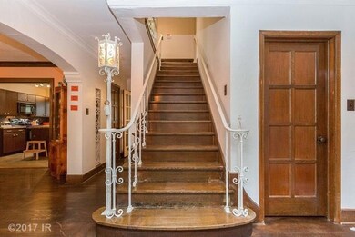 1166 Chautauqua Pkwy, Des Moines, IA 50314 - photo 3