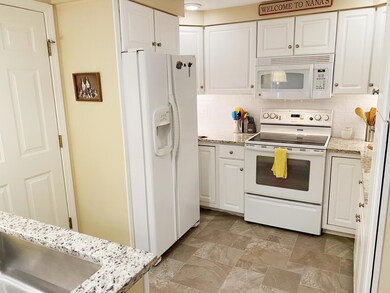 16 Windsor Commons Dr, Kennebunk, ME 04043 - photo 5