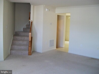 402 Hupps Hill Ct, Strasburg, VA 22657 - photo 7