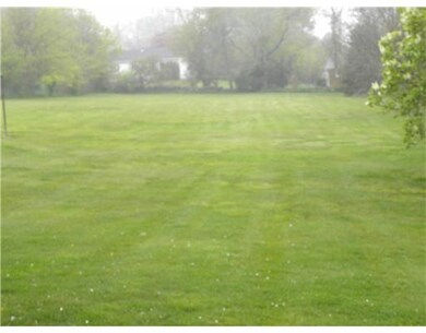 70 Bramans Ln, Portsmouth, RI 02871 - photo 3