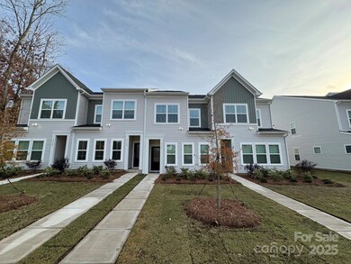4742 Lakeview Rd unit 17, Charlotte, NC 28216 - photo 2