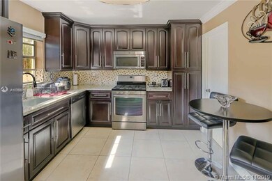 8320 SW 154th Ave unit 30, Miami, FL 33193 - photo 4