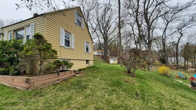 23 Cowden St, Worcester, MA 01603 - photo 4